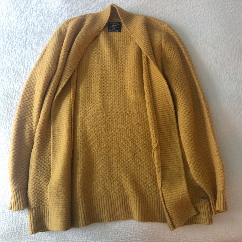 NWOT Abercrombie & Fitch Wool Cardigan